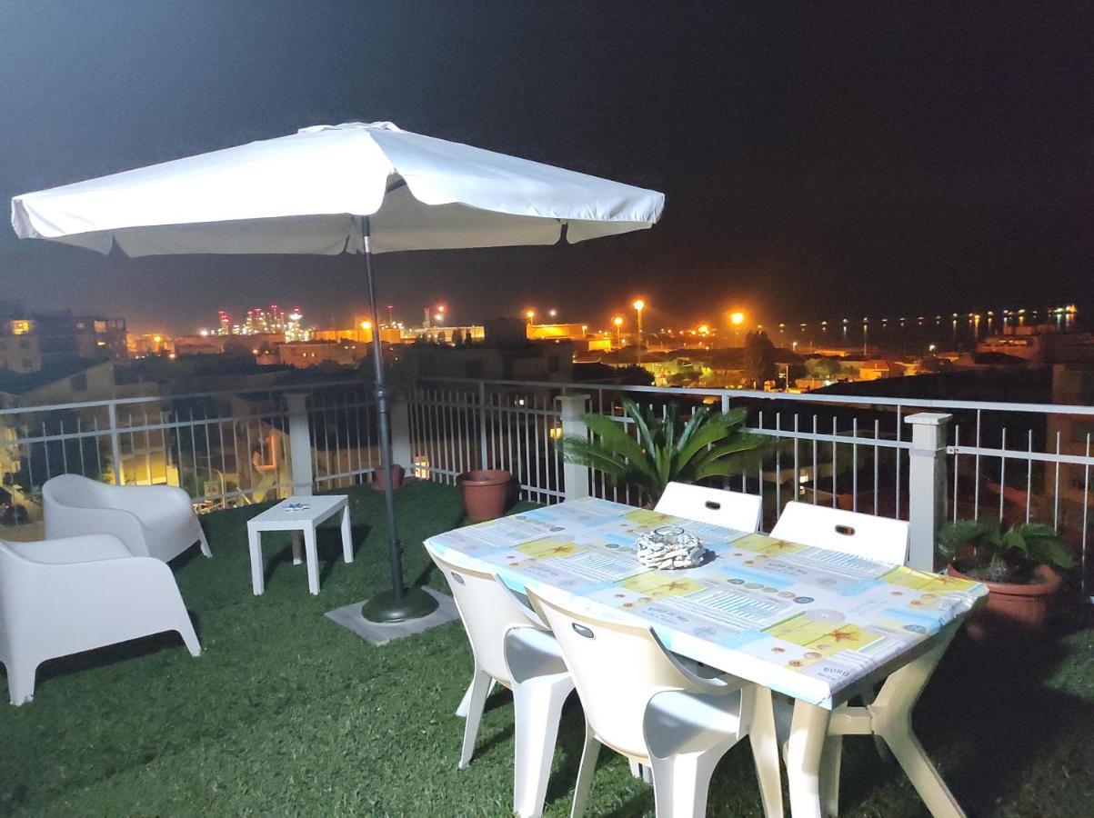 La Terrazza Διαμέρισμα Falconara Marittima Εξωτερικό φωτογραφία
