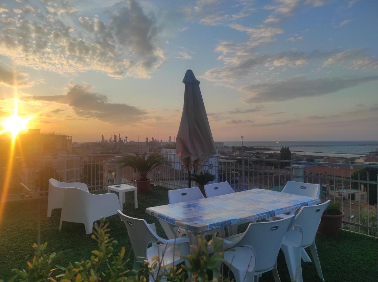 La Terrazza Διαμέρισμα Falconara Marittima Εξωτερικό φωτογραφία